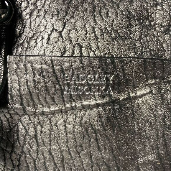 Badgley Mischka Metallic Leather Bag - Picture 8 of 9